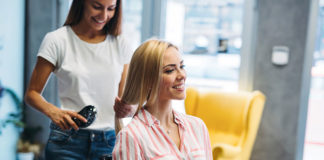 Najlepszy fryzjer i kosmetyczka w Krakowie? Wiemy, jak ich znaleźć!