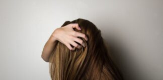 Jak wzmocnić włosy i pobudzić ich porost