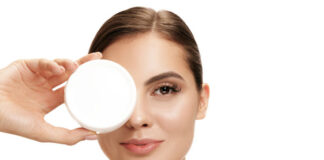 Czy kosmetyki to dobry pomysł na prezent dla kobiety