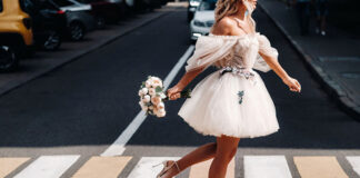 Krótkie sukienki ślubne