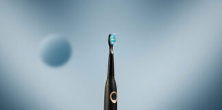 Dlaczego warto używać szczoteczki sonicznej do mycia zębów