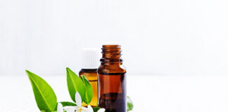 Kwiat gorzkiej pomarańczy