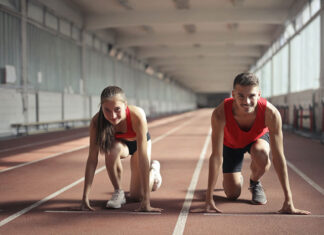 Jak wybrać buty do biegania z kolcami