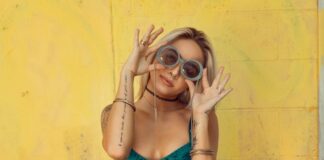 Jak pielęgnować włosy w okresie letnim