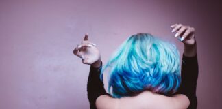 Najmodniejsze trendy w farbowaniu włosów na sezon 2023