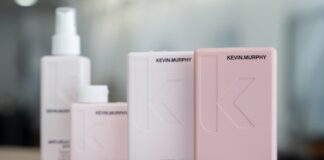 Jakie produkty do stylizacji włosów warto stosować przed suszeniem i po?