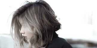 Jakie produkty do pielęgnacji włosów warto mieć w swojej kosmetyczce?