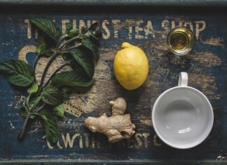 Czy miód jest dobry na suche usta? Czy miód jest dobry na suche usta?