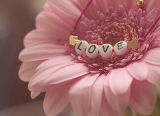 Co oznacza noszenie bransoletki przez mężczyzn?