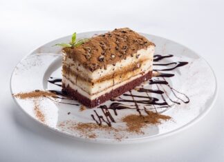 Ile kalorii spala się podczas opalania?